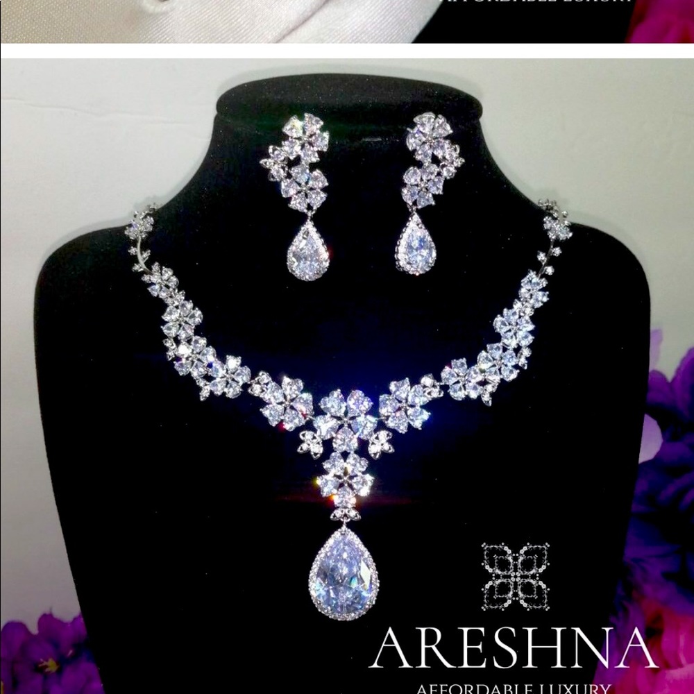 Luxury Floral Diamond Jewelry Set Necklace Earring